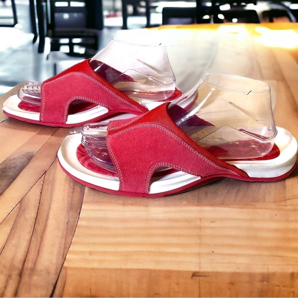 Lands End women's size 9B sandals contour slide Pink suede Leather upper